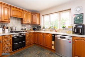 Kitchen- click for photo gallery